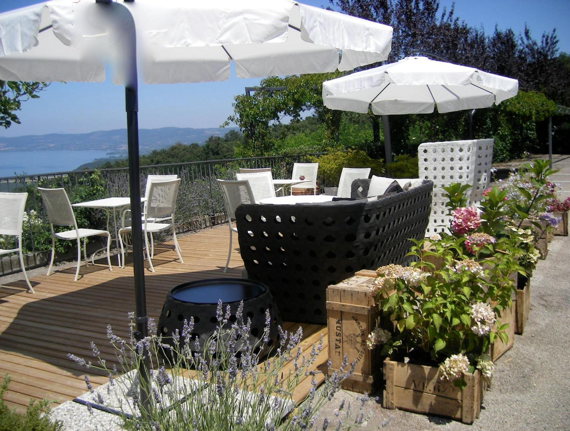 Il Caminetto Montefiascone Hotel Buitenkant foto